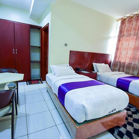 Hotel Ok Кампала Екстериор снимка