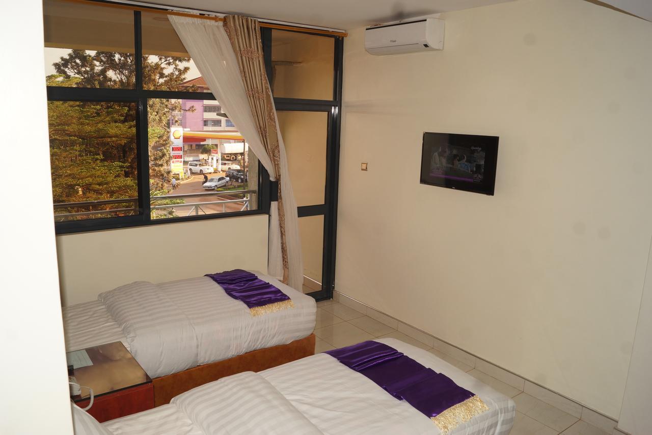 Hotel Ok Кампала Екстериор снимка