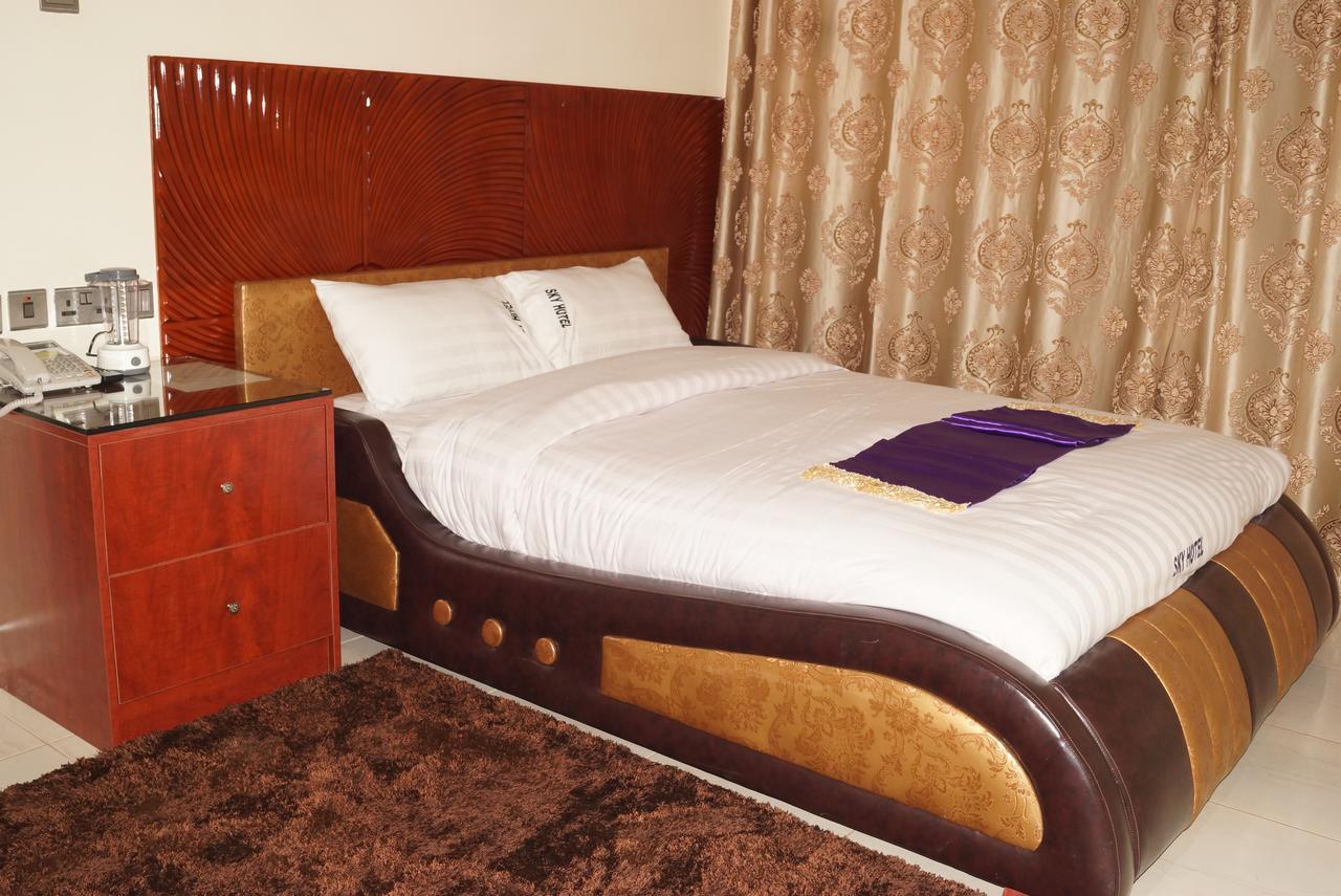 Hotel Ok Кампала Екстериор снимка