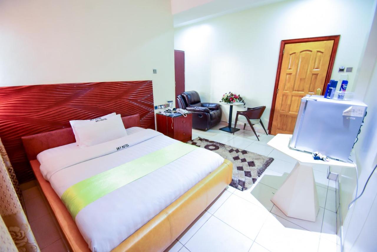 Hotel Ok Кампала Екстериор снимка